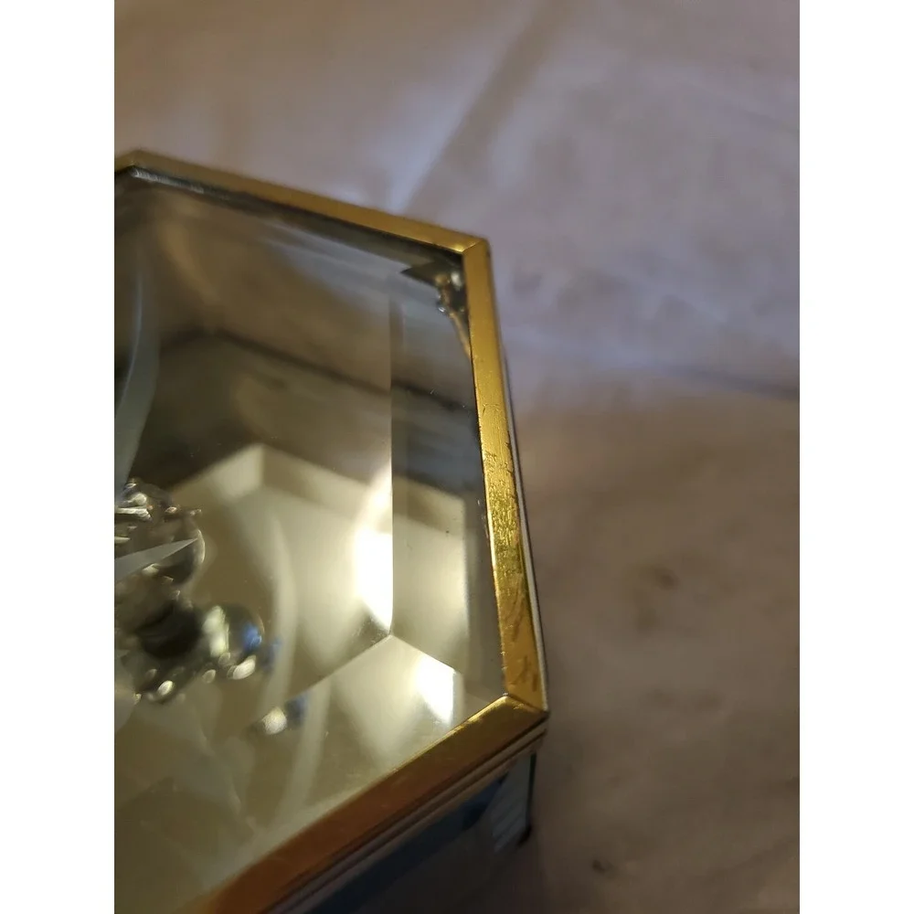 Vintage 1997 Etched Glass Musical Jewelry Box. Mirrored Sides And Glass Swan
